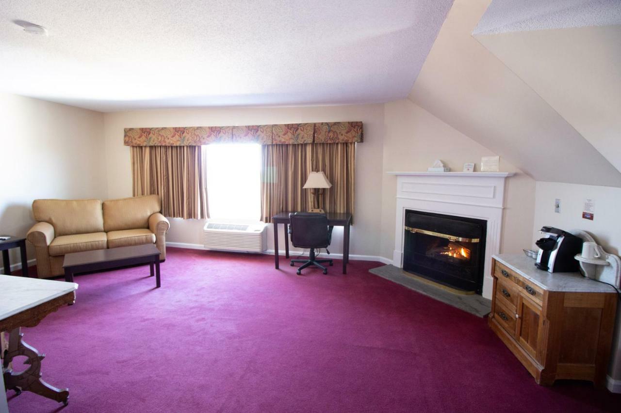 The Lucerne Inn Dedham Εξωτερικό φωτογραφία